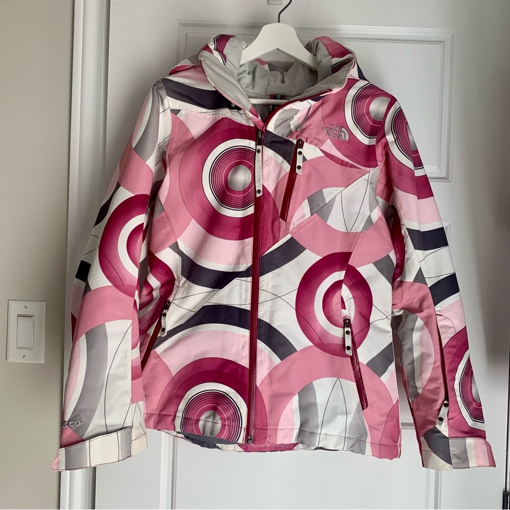 The North Face women Pink Patterned ski Jacket winter coat